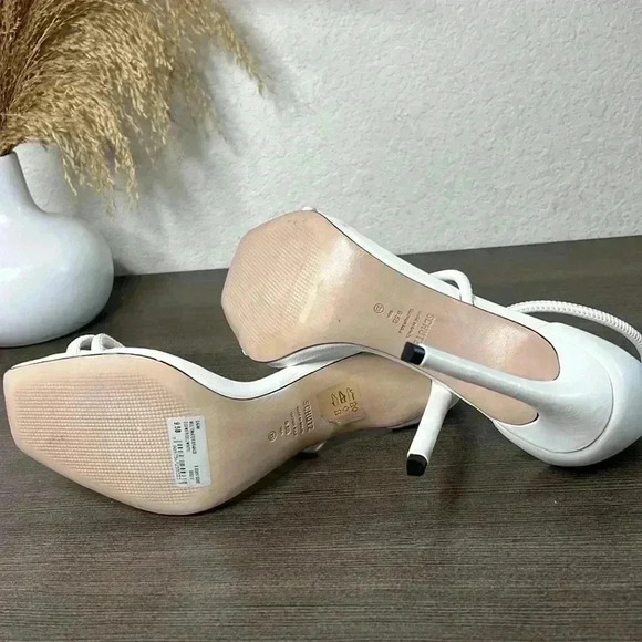 Schutz Gaiah Leather Sandals Size 9.5B - Picture 11 of 14